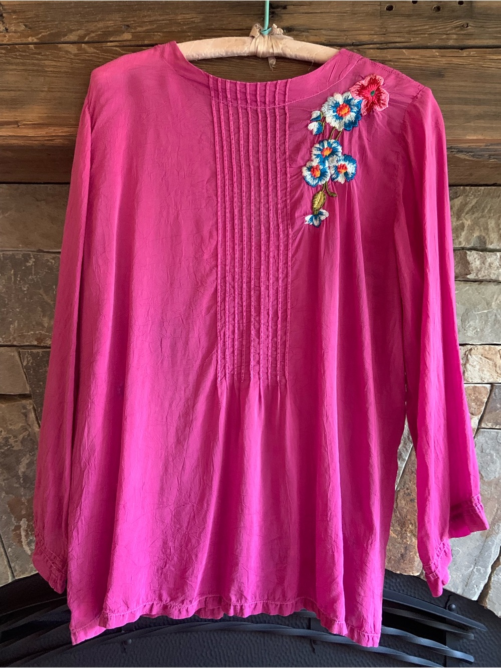 Johnny Was Bright Fuchsia Embroidered Peasant Tunic - Picture 2 of 14